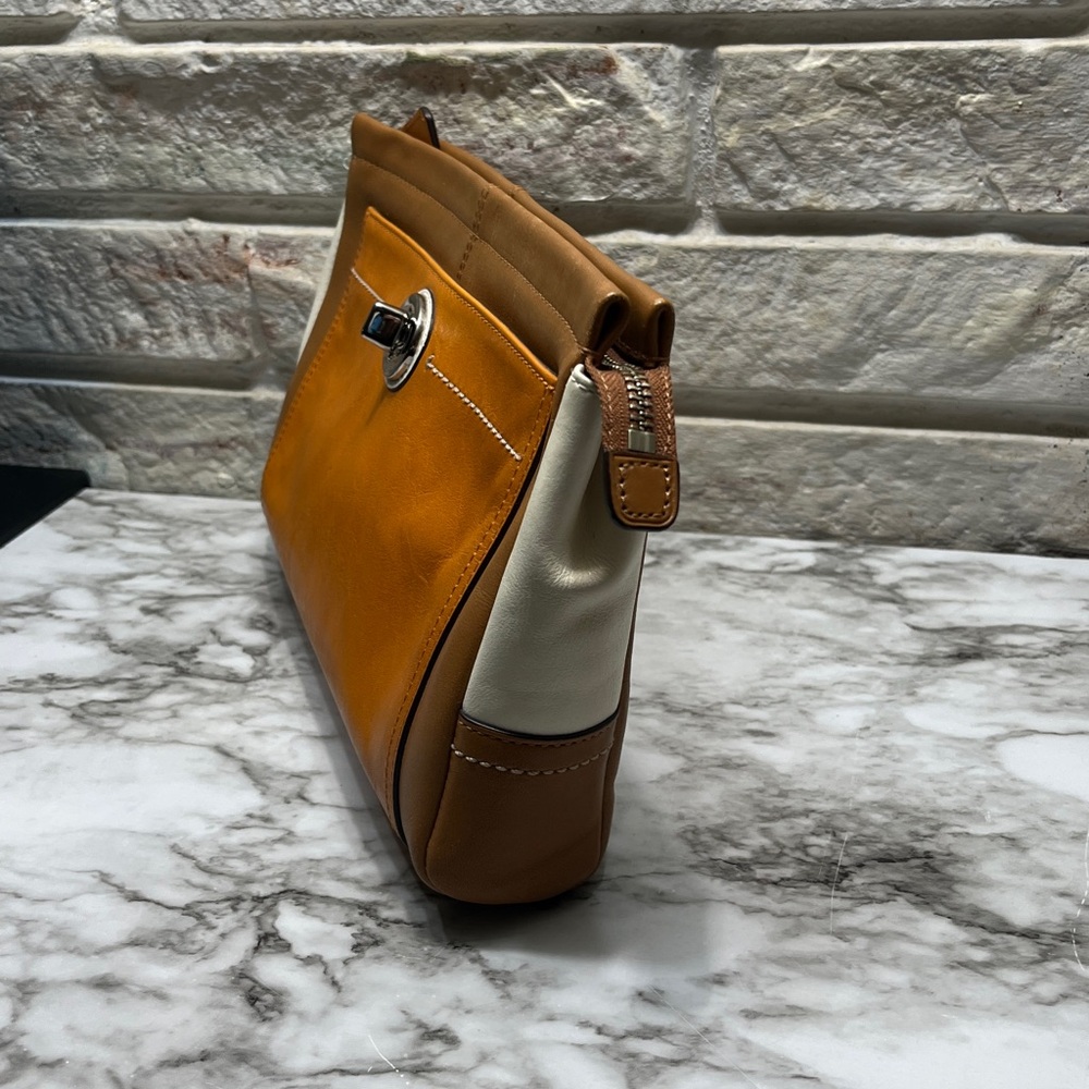 Coach Colorblock Large Clutch in orange/brown/cream leather. VINTAGE - Picture 2 of 12